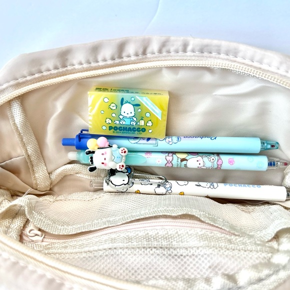 💙(POCH317) Pochacco Adorable 8-Piece Pencil Case Bundle! - Picture 2 of 8